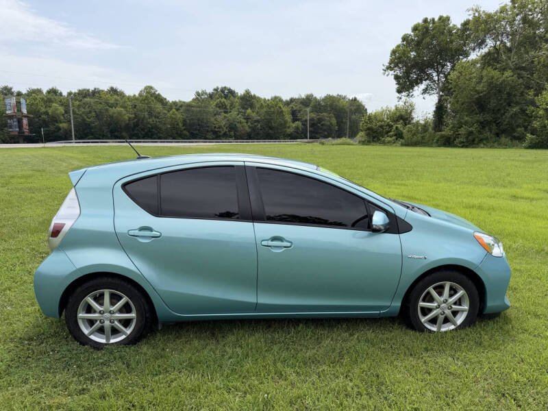2013 Toyota Prius c Three