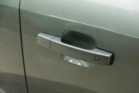 2021 Land Rover Defender 110 SE