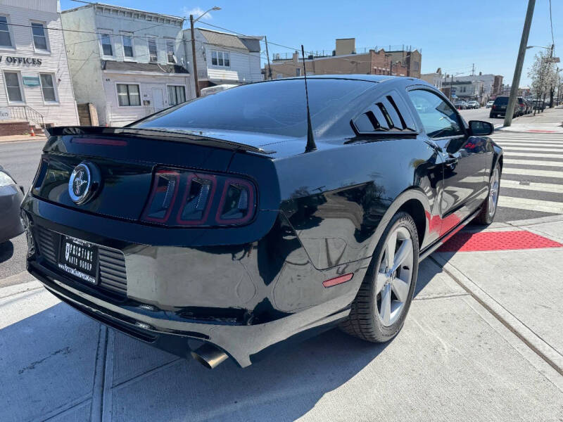 2013 Ford Mustang V6