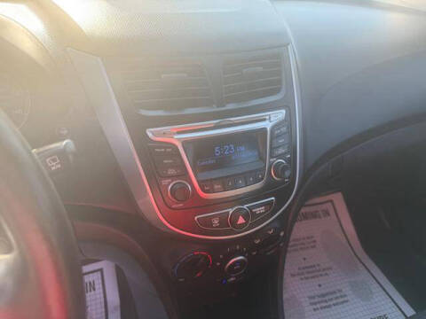 2015 Hyundai Accent GS