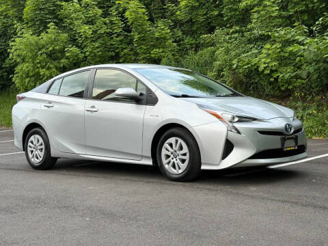 2016 Toyota Prius Two