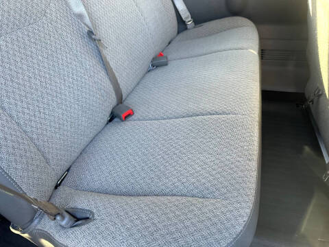 2017 Chevrolet Express LS 2500