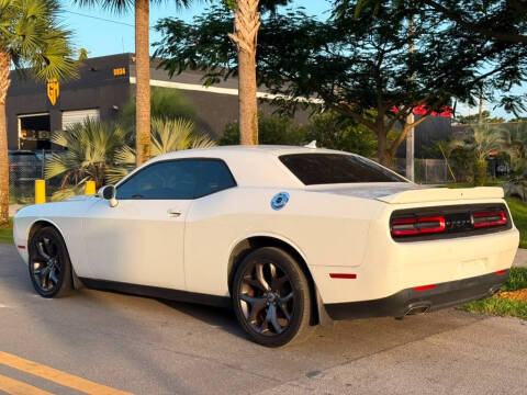 2019 Dodge Challenger SXT