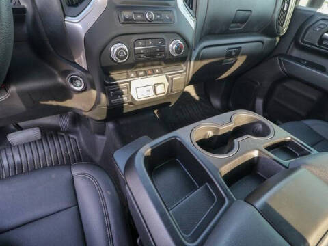 2024 GMC Sierra 2500HD Pro