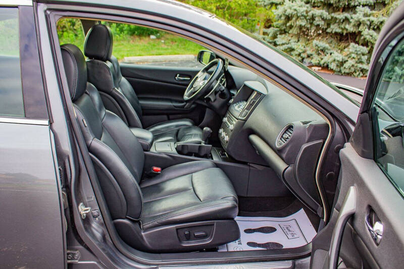 2014 Nissan Maxima