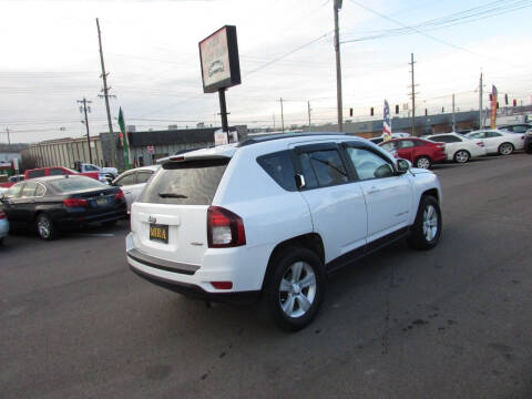 2016 Jeep Compass Latitude