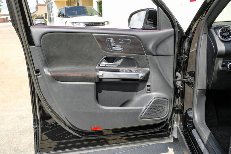 2024 Mercedes-Benz GLB GLB 250