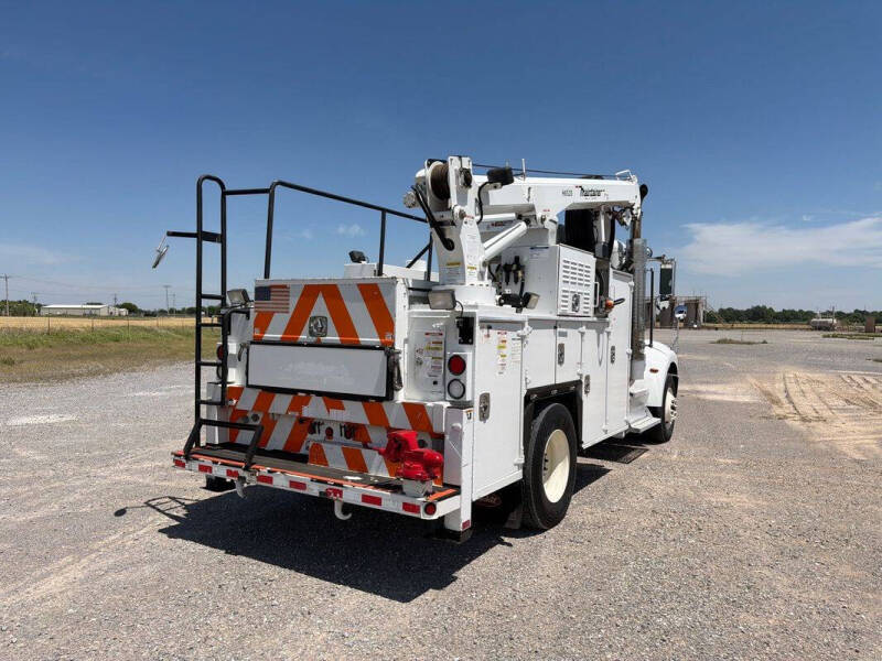 2014 Peterbilt 337