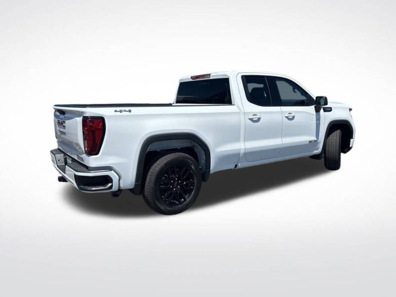 2025 GMC Sierra 1500 Elevation Standard