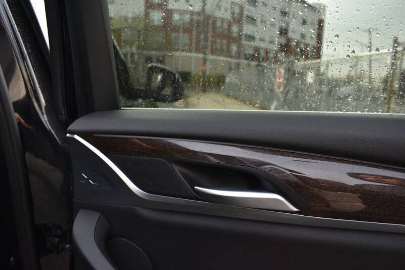 2024 BMW X4 xDrive30i