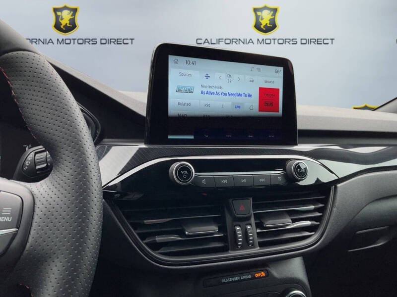 2025 Ford Escape ST-Line Select