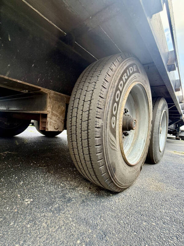 2024 Industrial Tools 30ft Gooseneck