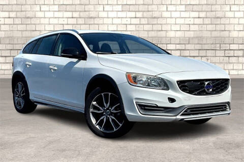 2016 Volvo V60 Cross Country