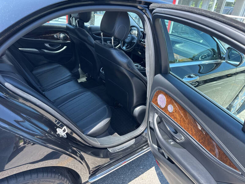 2017 Mercedes-Benz E-Class E 300 4MATIC