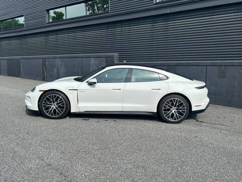 2025 Porsche Taycan