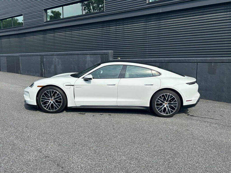 2025 Porsche Taycan
