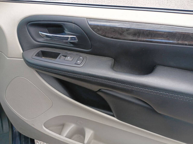 2015 Dodge Grand Caravan SE