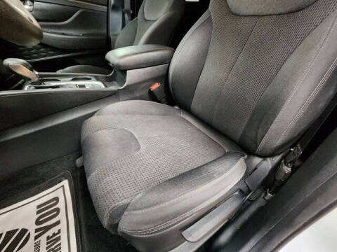 2020 Hyundai Santa Fe SE