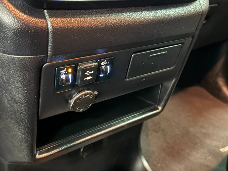 2018 Toyota Sienna SE Premium 8-Passenger