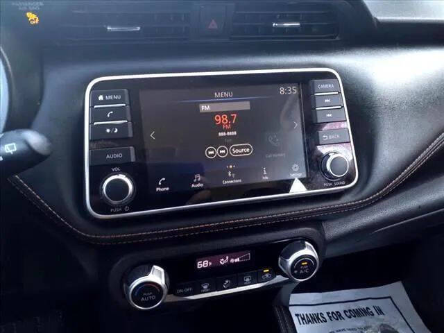 2020 Nissan Kicks SR
