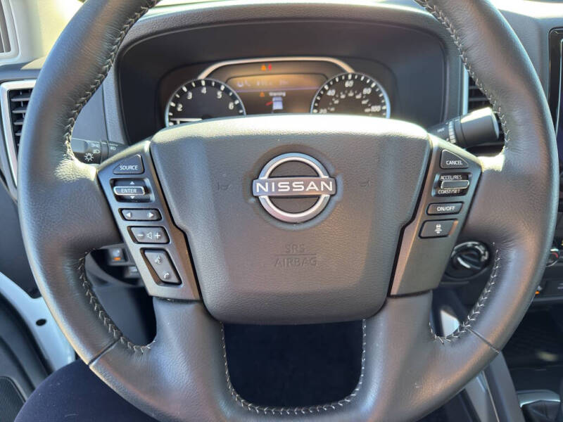 2024 Nissan Frontier SV