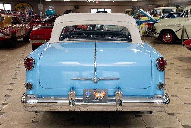 1954 Oldsmobile Starfire