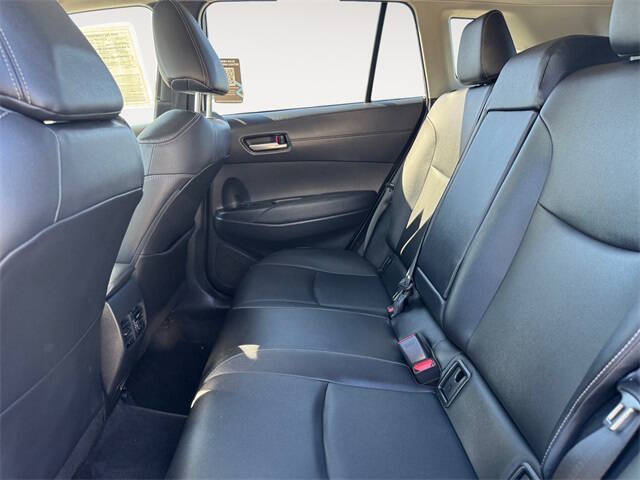 2023 Toyota Corolla Cross XLE