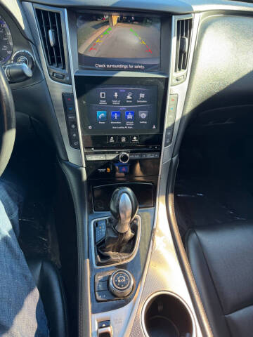 2017 Infiniti Q50 3.0T Signature Edition