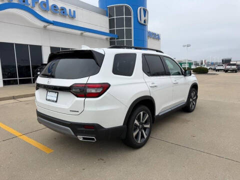 2025 Honda Pilot Touring