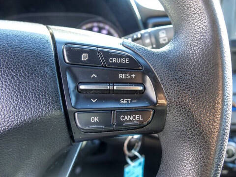 2019 Hyundai Veloster 2.0L