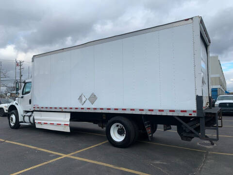2012 Freightliner M2 106