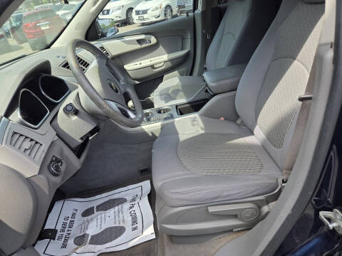 2010 Chevrolet Traverse LS