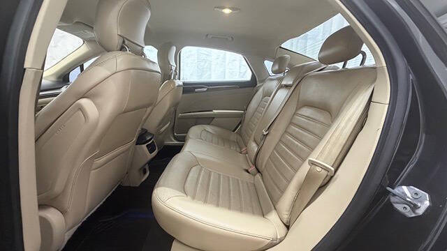 2013 Ford Fusion SE