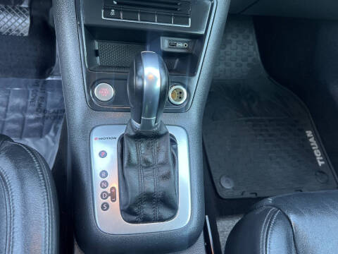 2017 Volkswagen Tiguan 2.0T SEL 4Motion