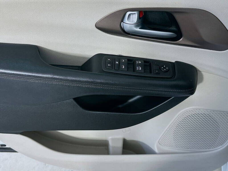 2018 Chrysler Pacifica Touring L
