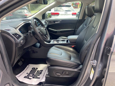 2021 Ford Edge Titanium