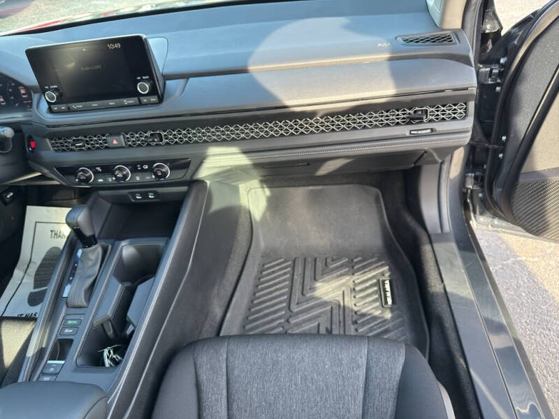 2025 Honda Accord LX