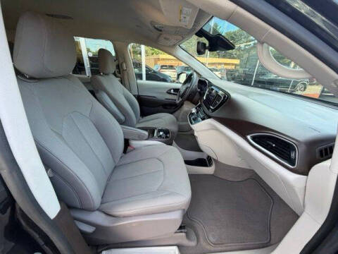 2020 Chrysler Pacifica Touring