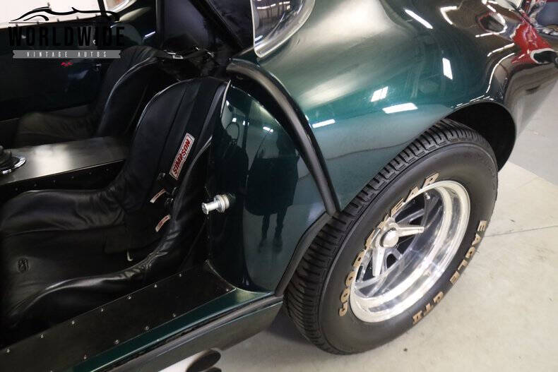 1965 Shelby Daytona Replica