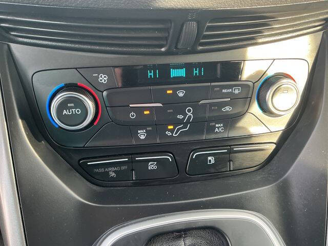 2017 Ford C-MAX Hybrid SE