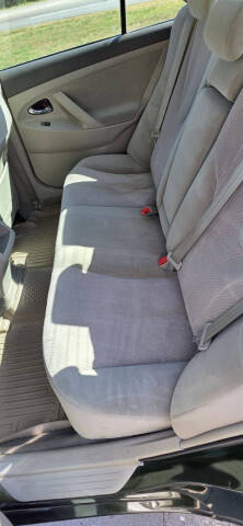 2011 Toyota Camry LE V6