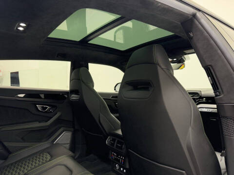 2021 Lamborghini Urus