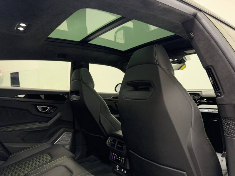 2021 Lamborghini Urus