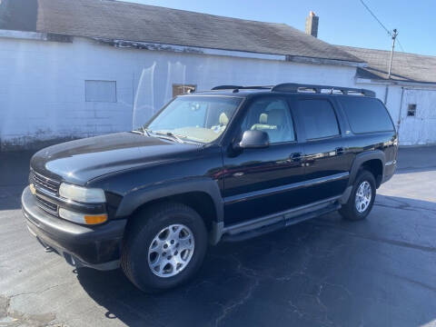 2004 Chevrolet Suburban for sale at Blue Bird Motors in Crossville TN