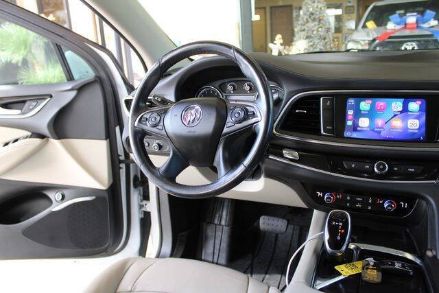 2020 Buick Enclave Essence