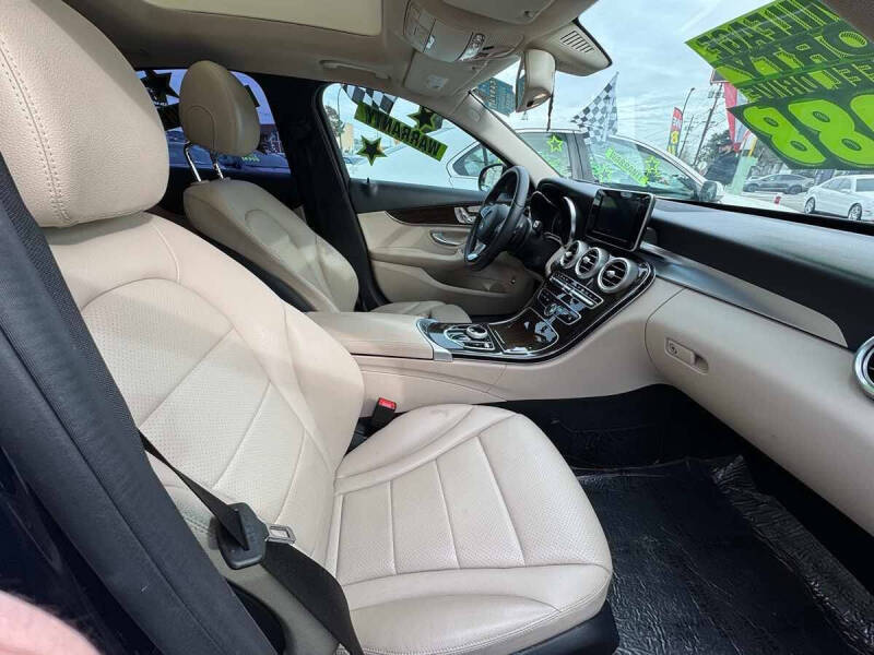2017 Mercedes-Benz C-Class