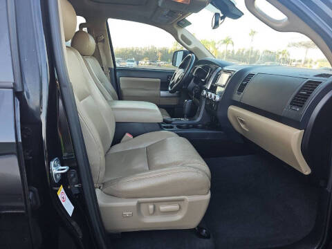 2019 Toyota Sequoia SR5