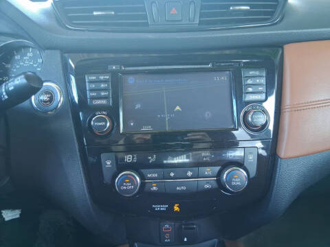 2017 Nissan Rogue SL