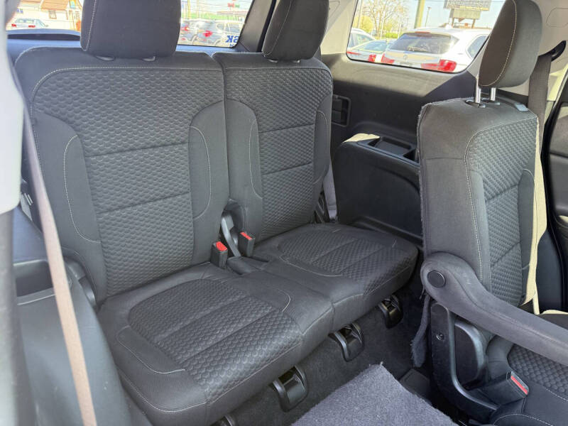 2017 GMC Acadia SLE-2