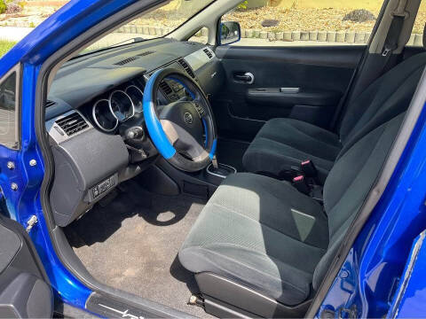 2011 Nissan Versa 1.8 S